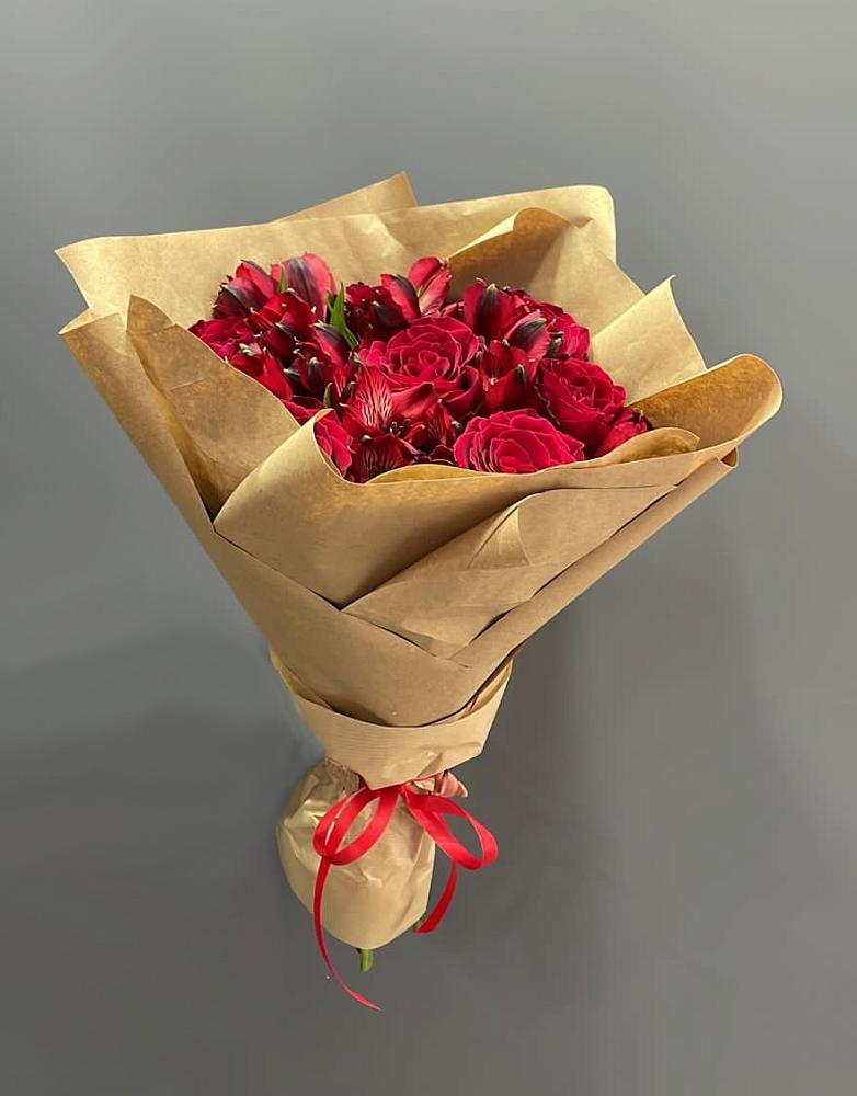 Букет цветов из: Альстромерии и Розы в Попутная