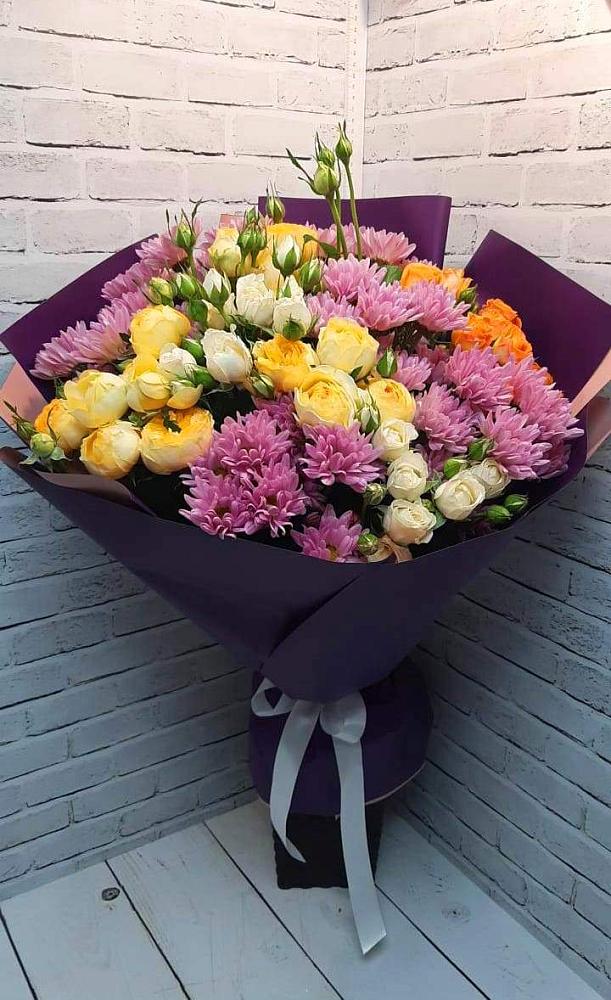 Букет цветов из: Хризантемы и Розы в Попутная
