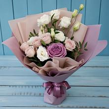 Букет цветов из:  Розы и Лизиантусы #REPLACE_PRED# Попутная