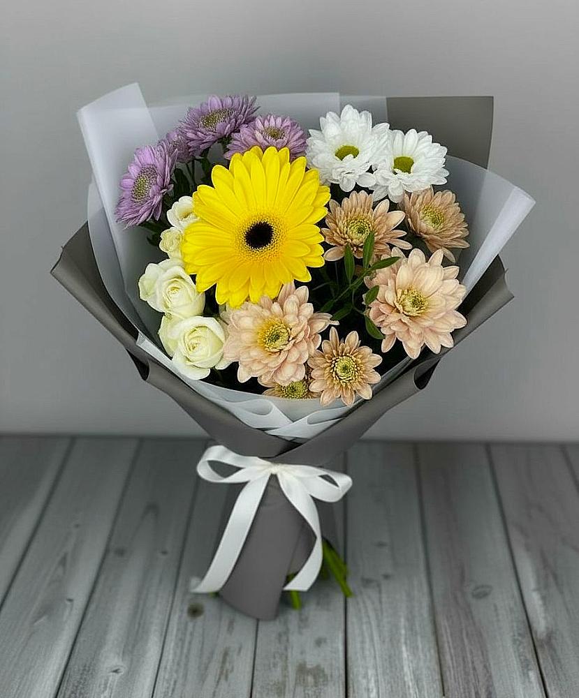 Букет цветов из: Розы, Герберы и Хризантемы в Попутная