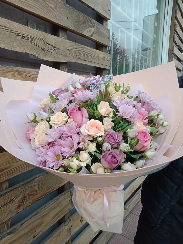 Букет цветов из: Розы и Хризантемы в Попутная