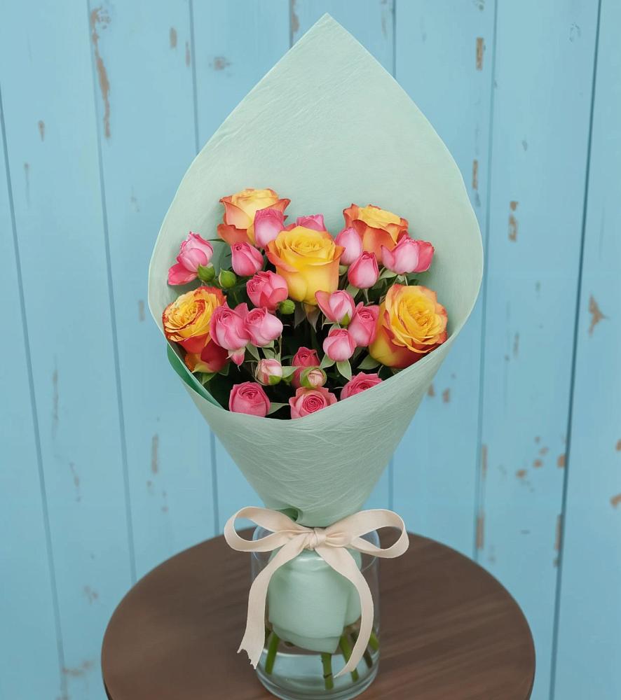 Букет цветов из: Розы в Попутная