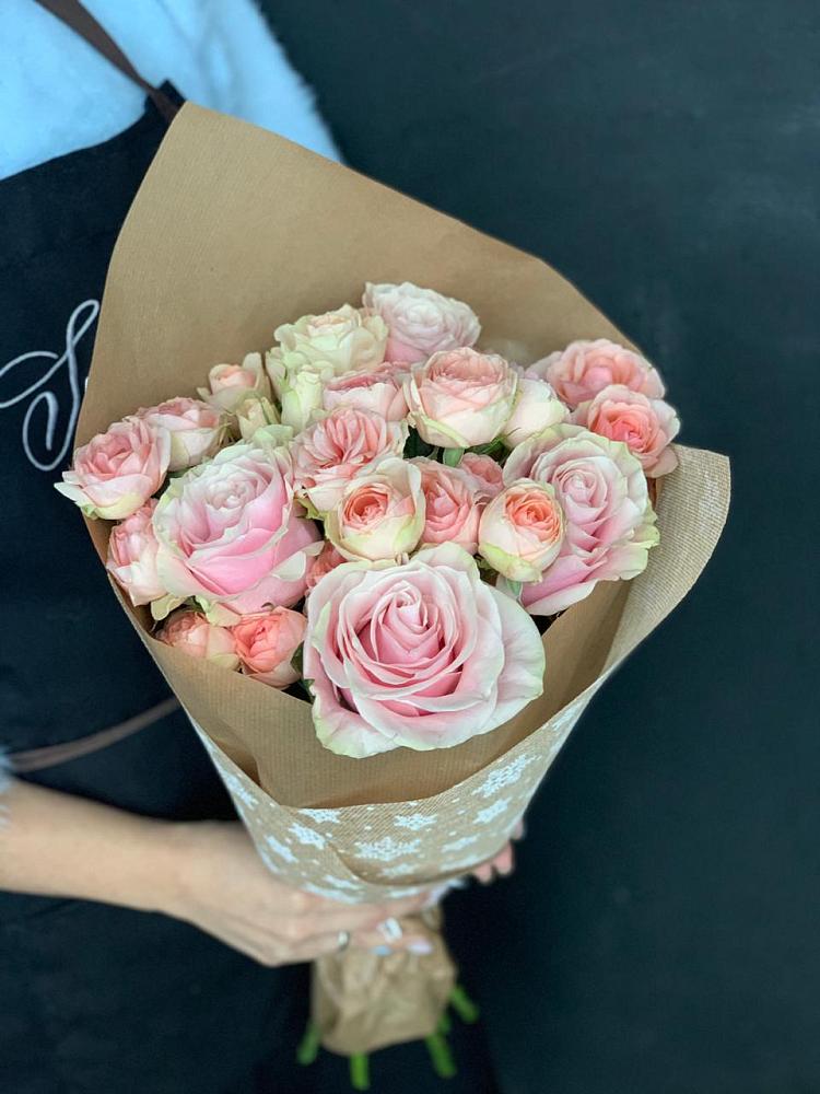 Букет цветов из: Хризантемы и Розы в Попутная