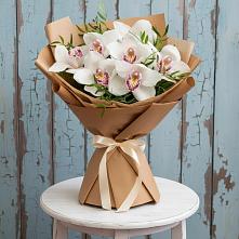 Букет цветов из:  Орхидеи и Розы #REPLACE_PRED# Попутная